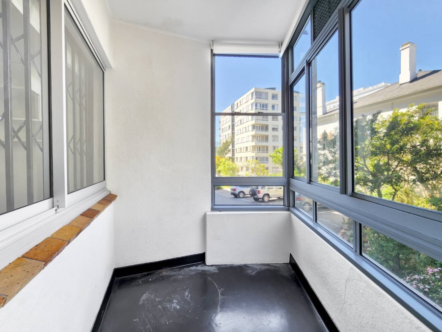 2 Bedroom Property for Sale in Green Point Western Cape